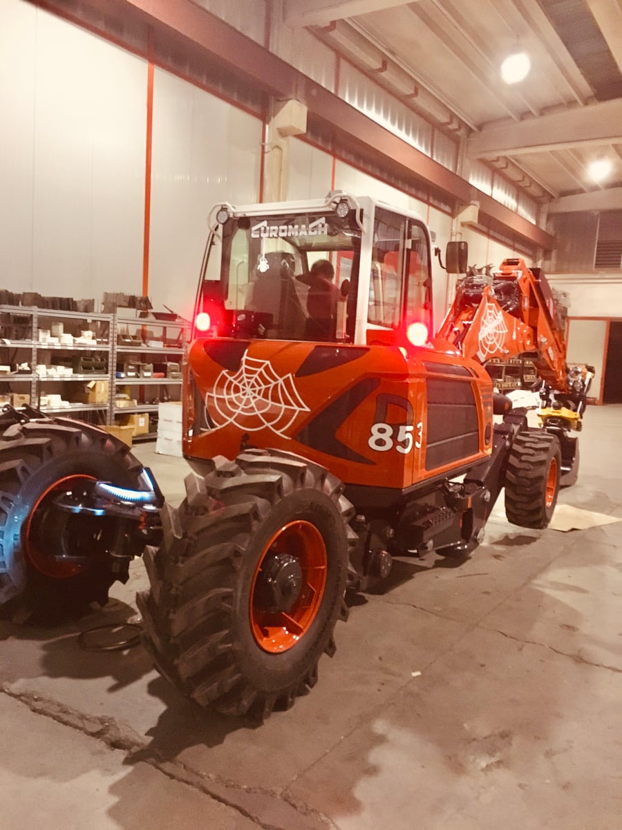 Euromach R853 2WD – Lesy hl. m. Prahy