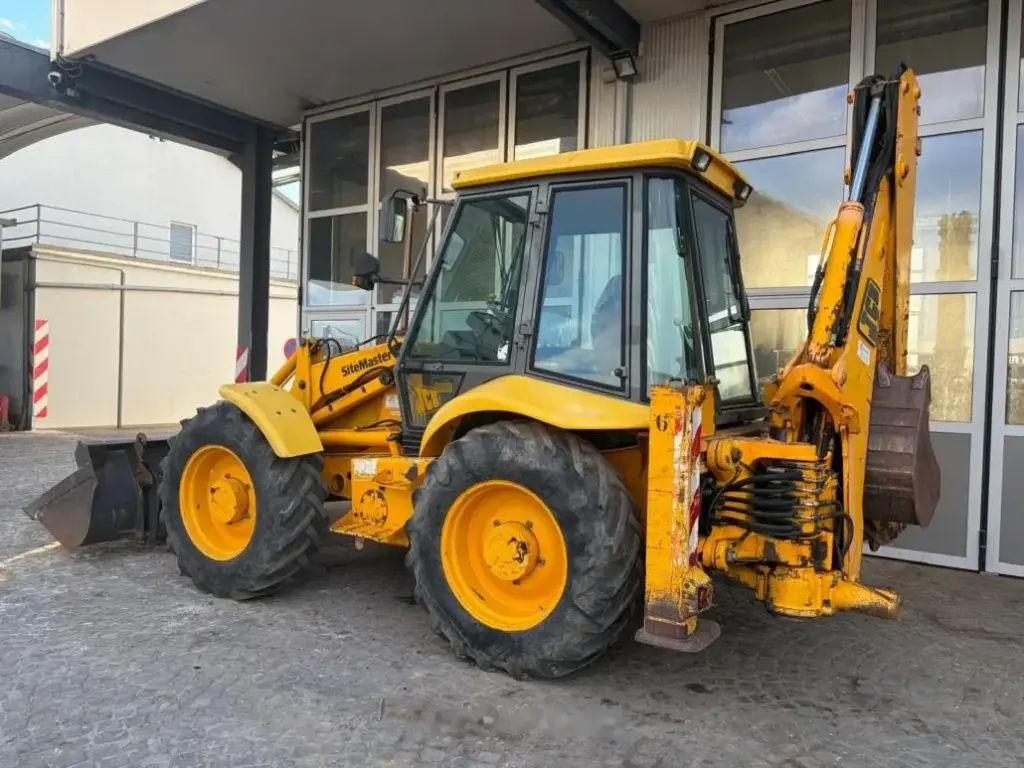 JCB 4 CX 4x4x4 — fotografie 4 z 6